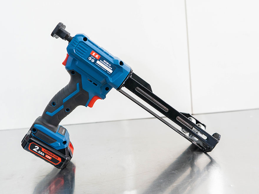  东成锂电打胶枪